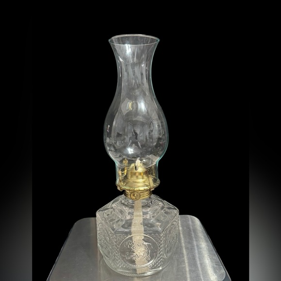 Vintage LampLight Farms Oil Lamp Clear Glass Base Horse & Buggy Design - Picture 1 of 12